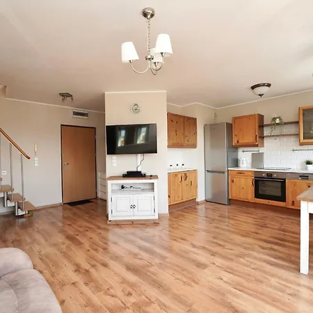 Apartment Mmrent Two-story *